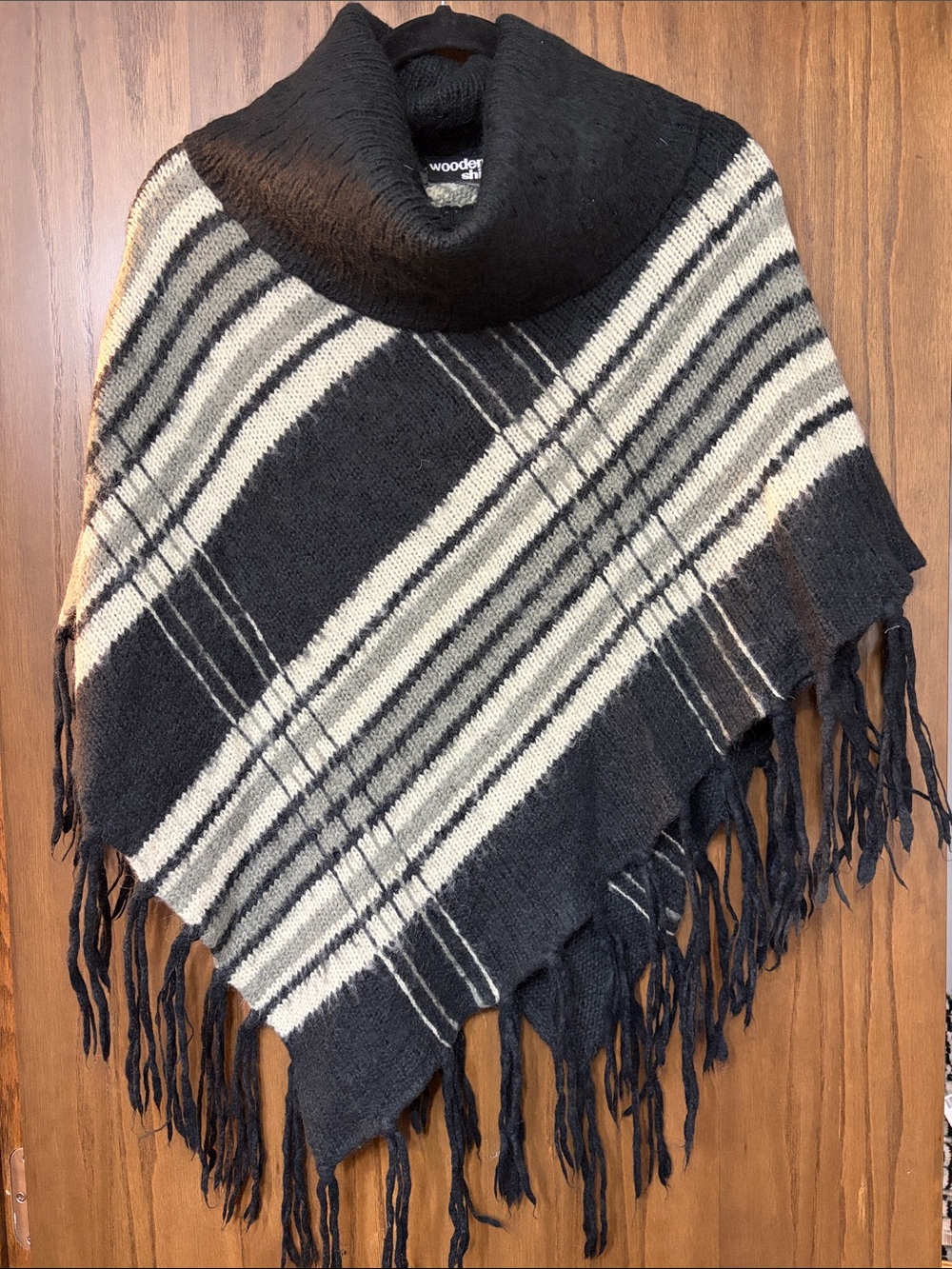 Women’s poncho